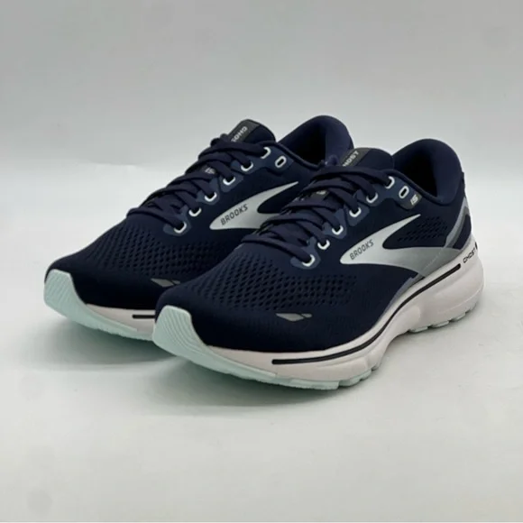 Brooks Ghost 15 Sneakers. Size 8.5 - Picture 9 of 9